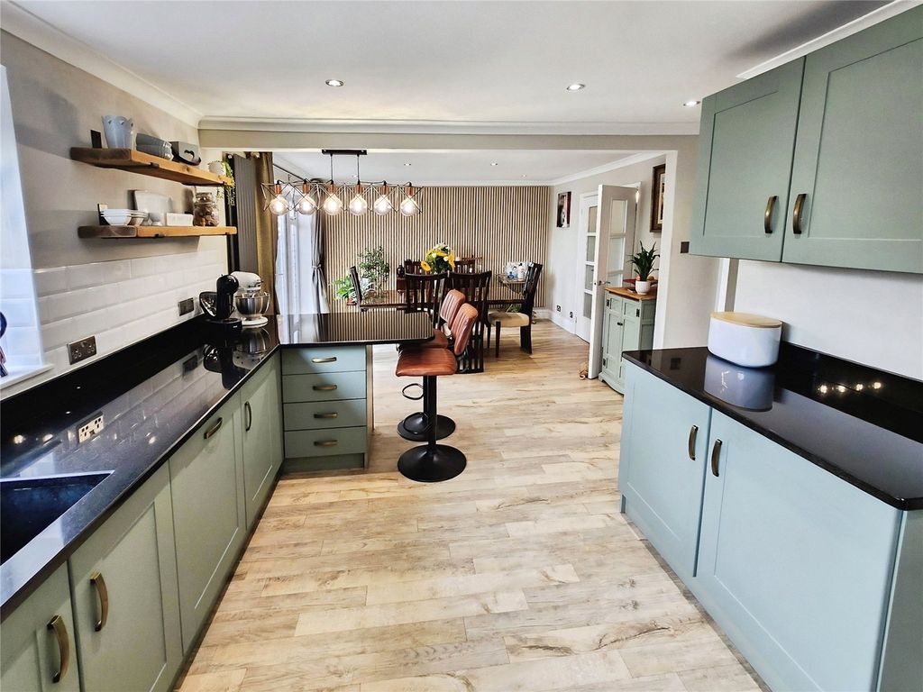 Property photo 3 of 22 Kitchen Diner