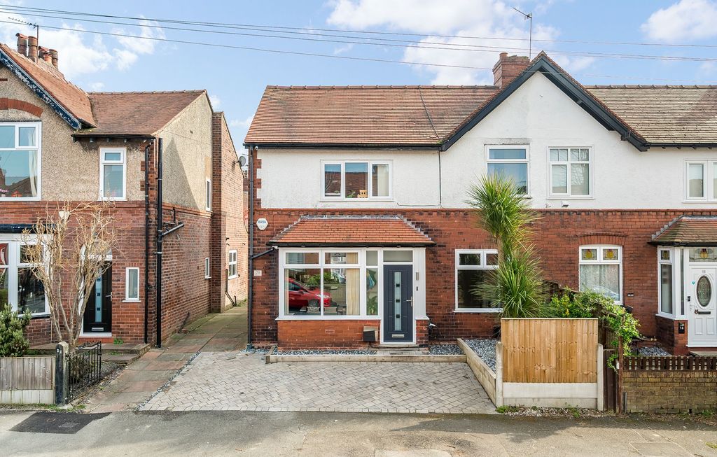 Property photo 1 of 21