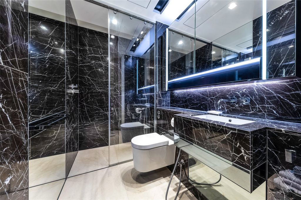 Property photo 3 of 25 Picture No. 02