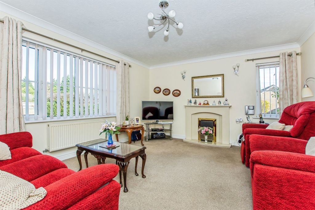 Property photo 2 of 22