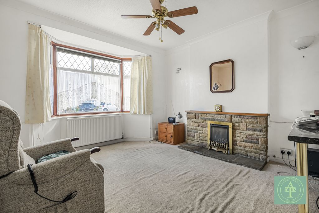 Property photo 2 of 28 Gallery