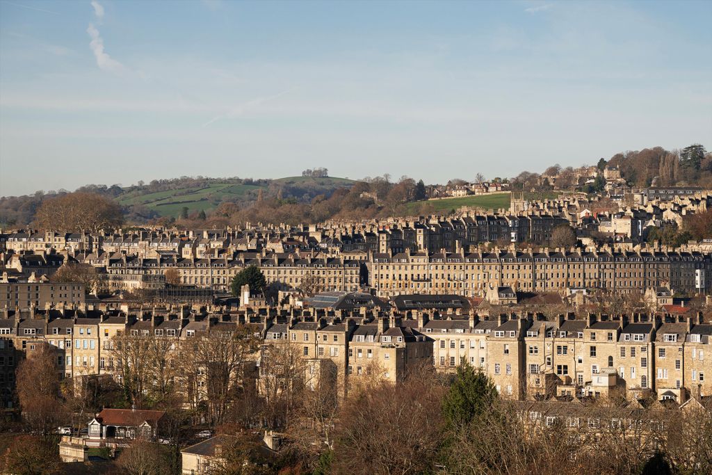 Property photo 3 of 25 Image