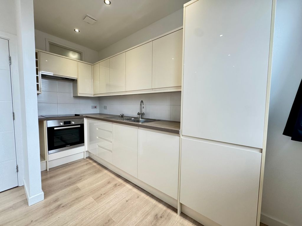 Property photo 2 of 6 Image