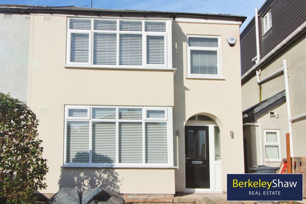 Property photo 1 of 8 Pbox-Img.Jpg