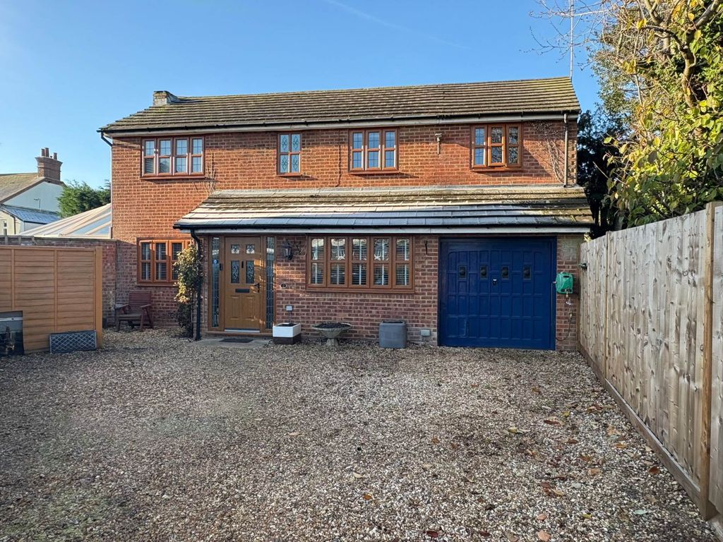 Property photo 1 of 33