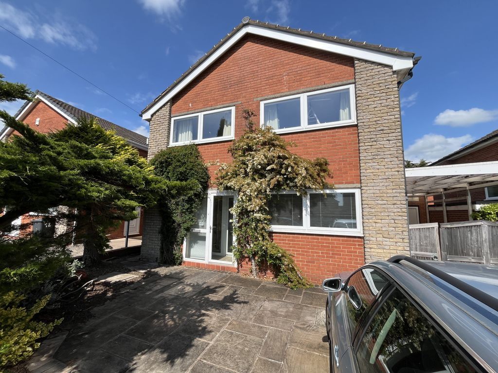 Property photo 1 of 33