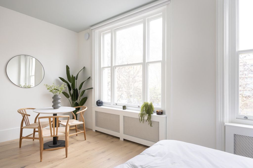 Property photo 1 of 16 31 Warwick Road - Flat 4 © Amy Hunter Photography(