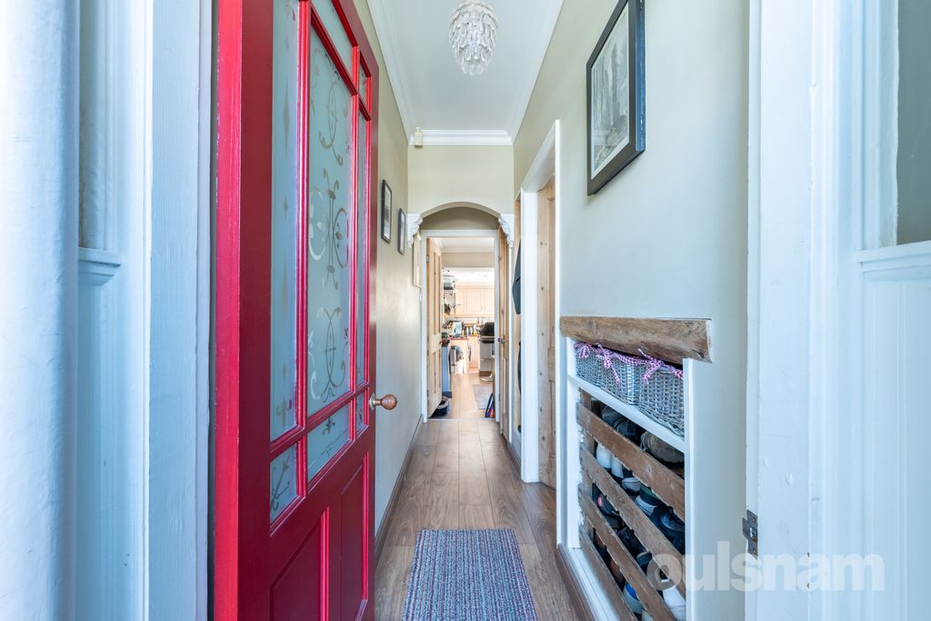 Property photo 2 of 18 Picture No. 12