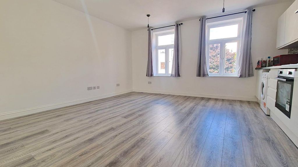 Property photo 1 of 4 Whatsapp Image 2024-11-1 10.15.17.Jpeg