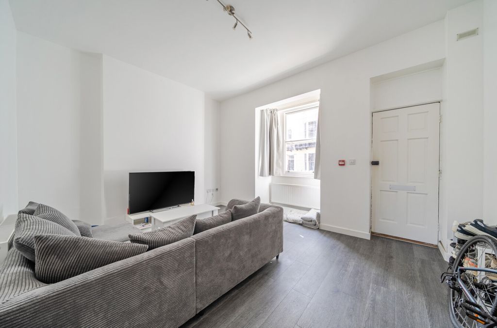 Property photo 2 of 15 1524263-10-1A0c98...