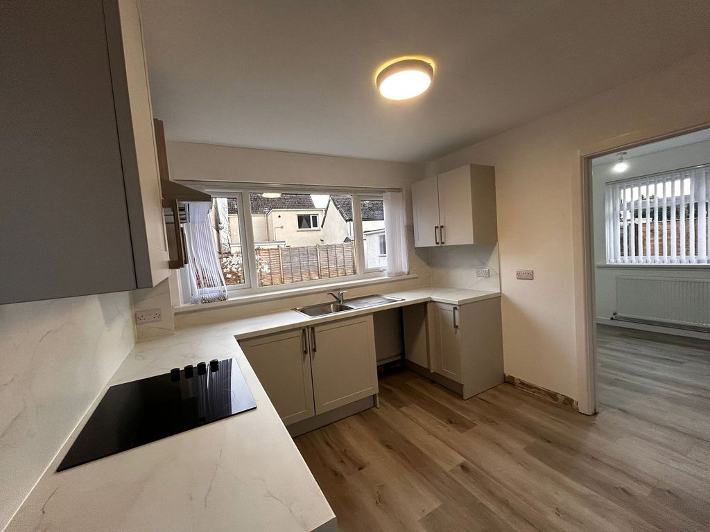 Additional image 5 of 3 bed detached house to rentWoodlands Park Drive, Neath SA10