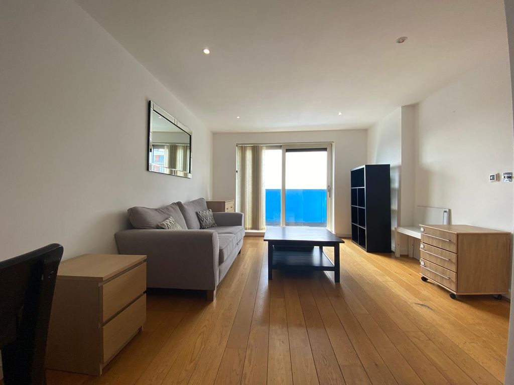 Property photo 1 of 12 2 Double Bedroom Apartment + Gym To Rent