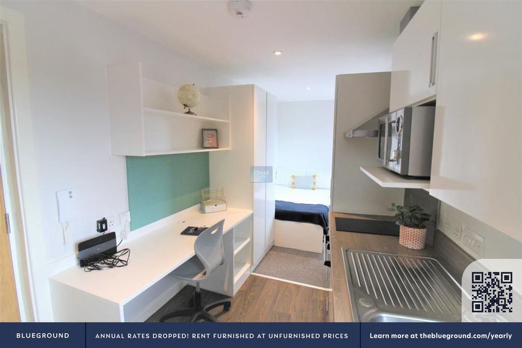 Property photo 3 of 10 Office