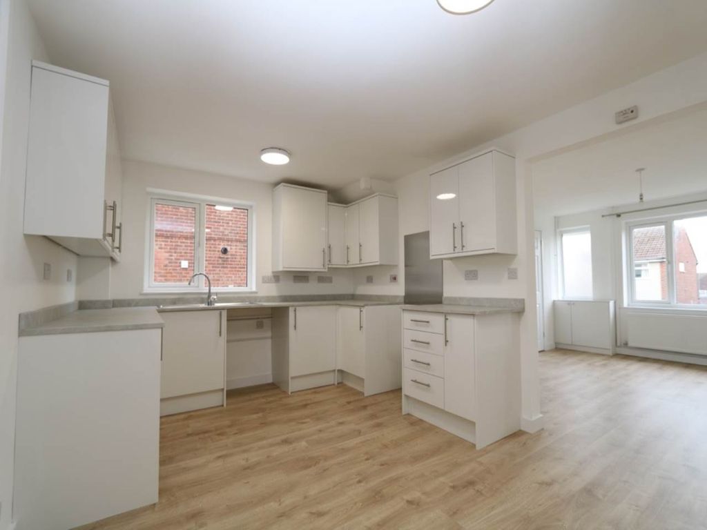 Property photo 2 of 15 Open Plan Kitchen