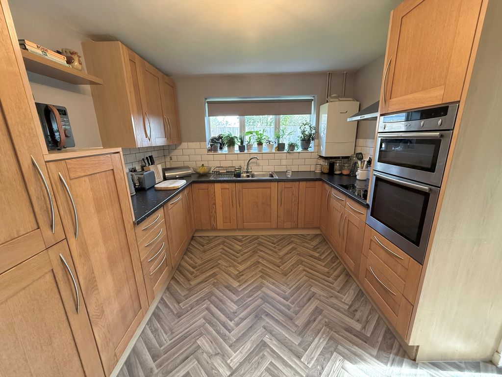 Property photo 2 of 16 128 Highdown Drive Kitchen 1