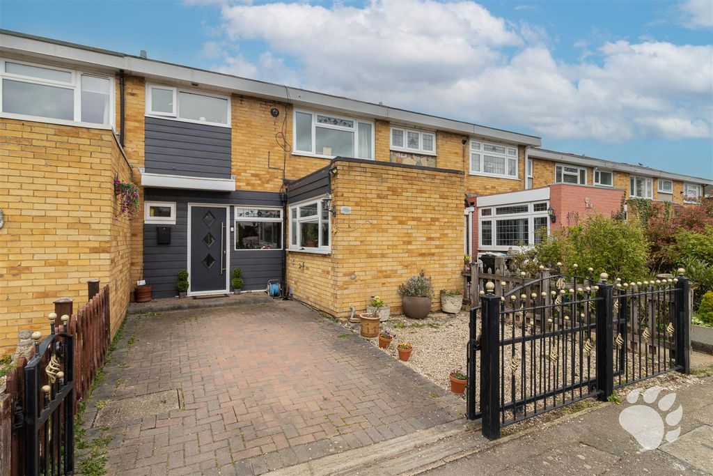 Property photo 1 of 18 Front