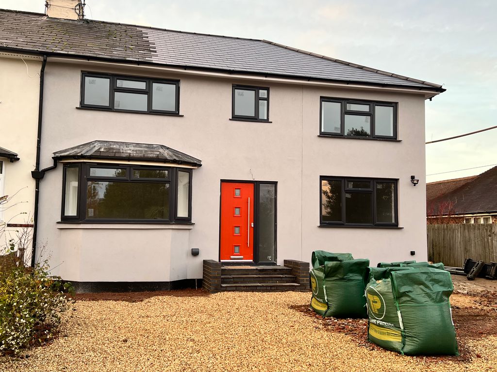 Property photo 2 of 36