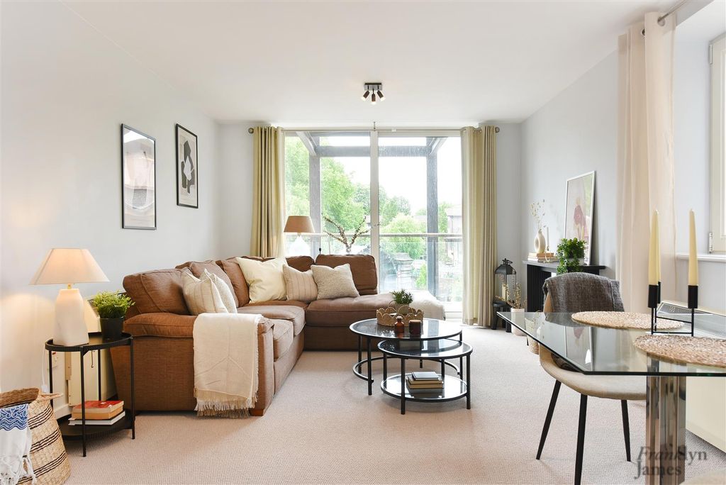 Property photo 1 of 16 Berglen Court (11).Jpg