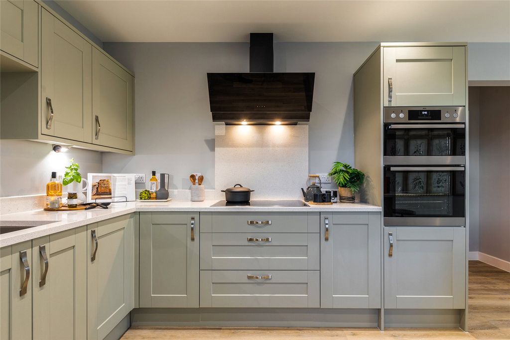 Property photo 3 of 12 Picture No. 23