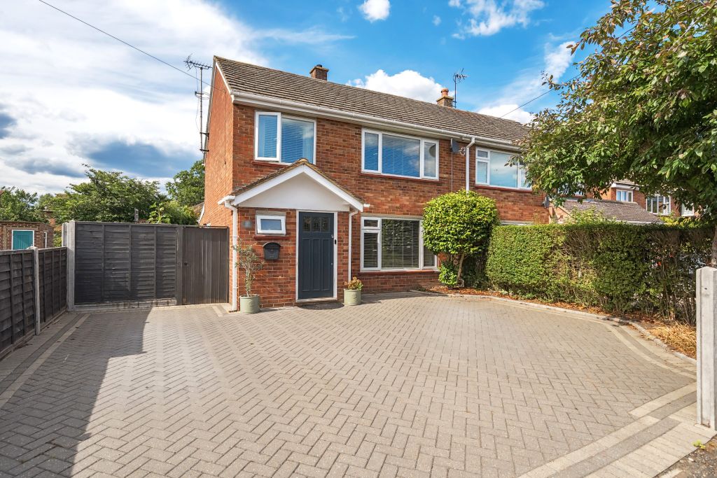 Property photo 1 of 16
