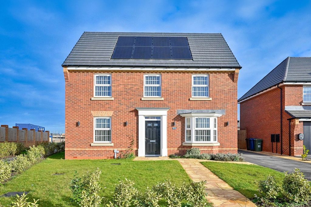 Property photo 1 of 34 Picture No. 38