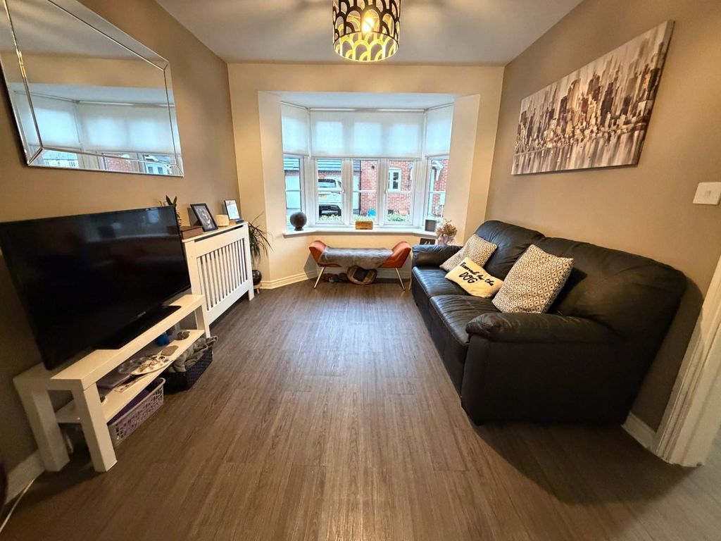 Property photo 2 of 18 Living Room.Jpeg