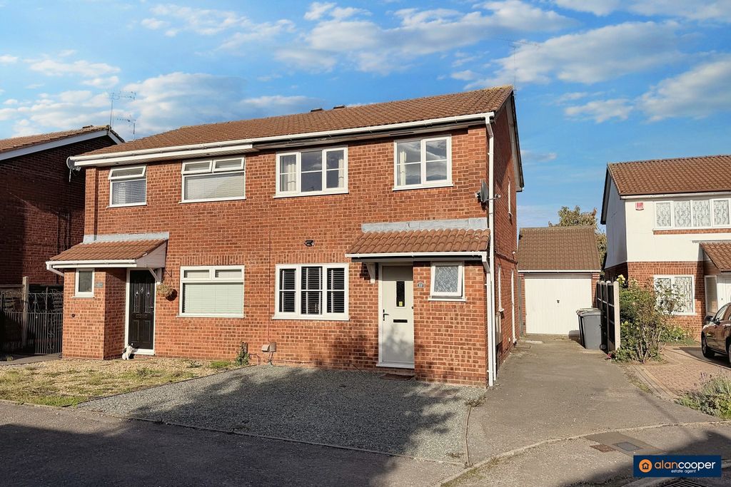 Property photo 1 of 11 4584020