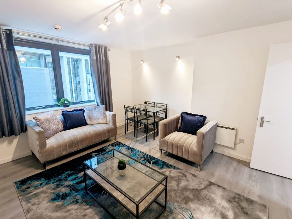 Property photo 3 of 17 Photo 2