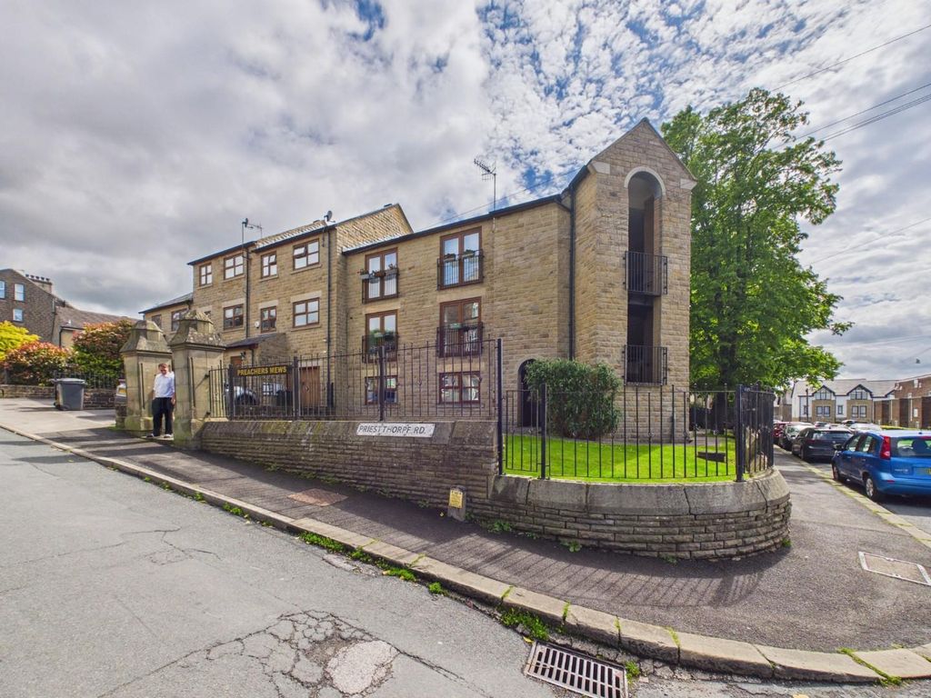 Property photo 1 of 6 Preachers Mews