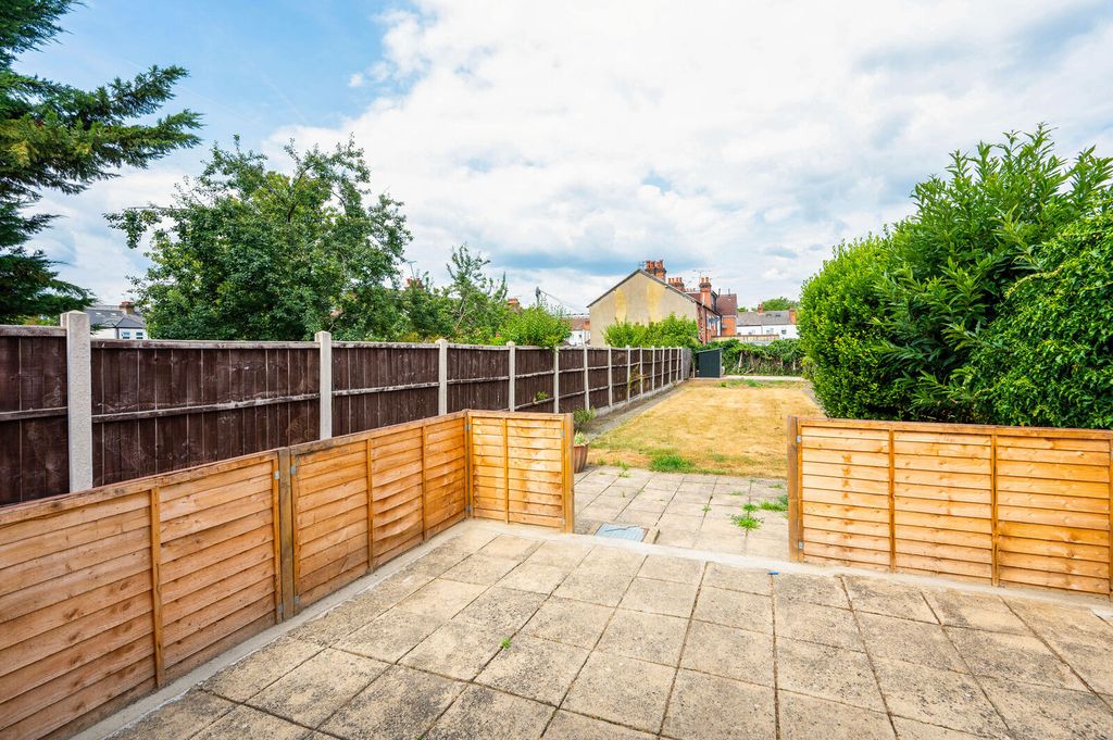 Property photo 2 of 16