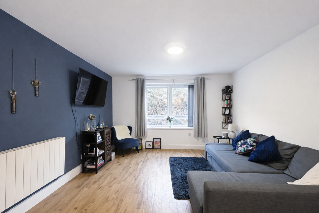 Property photo 2 of 11 72Dca4Eb-353D-4166-A80E-E770A6F95C21 2.Png