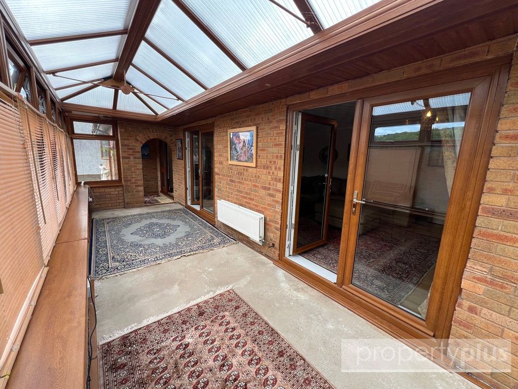 Property photo 2 of 18 Picture No. 02