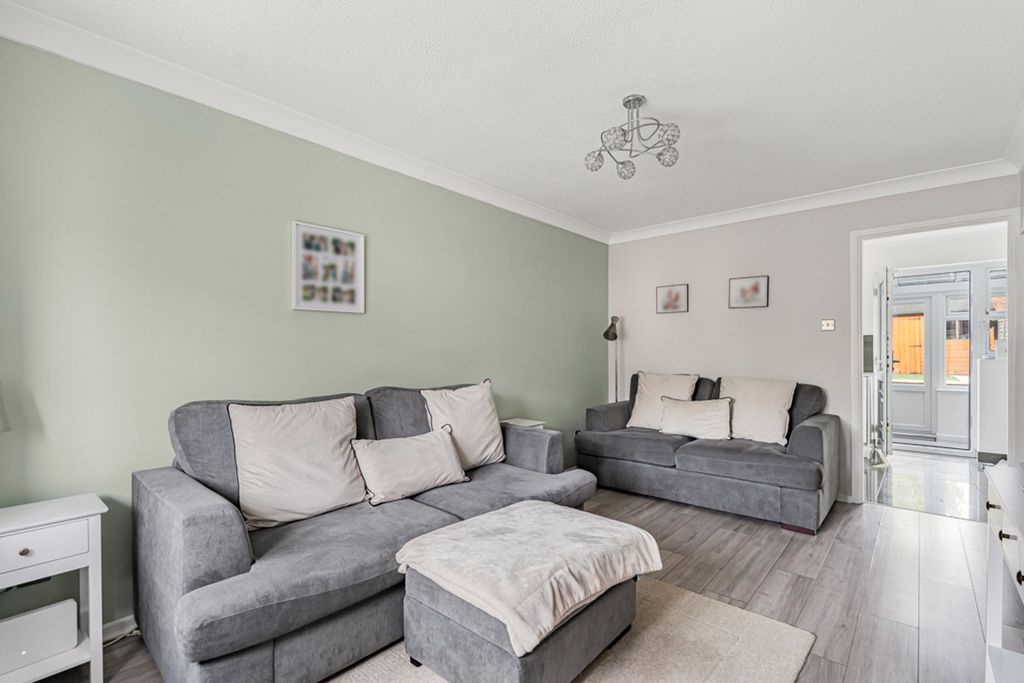 Property photo 2 of 30