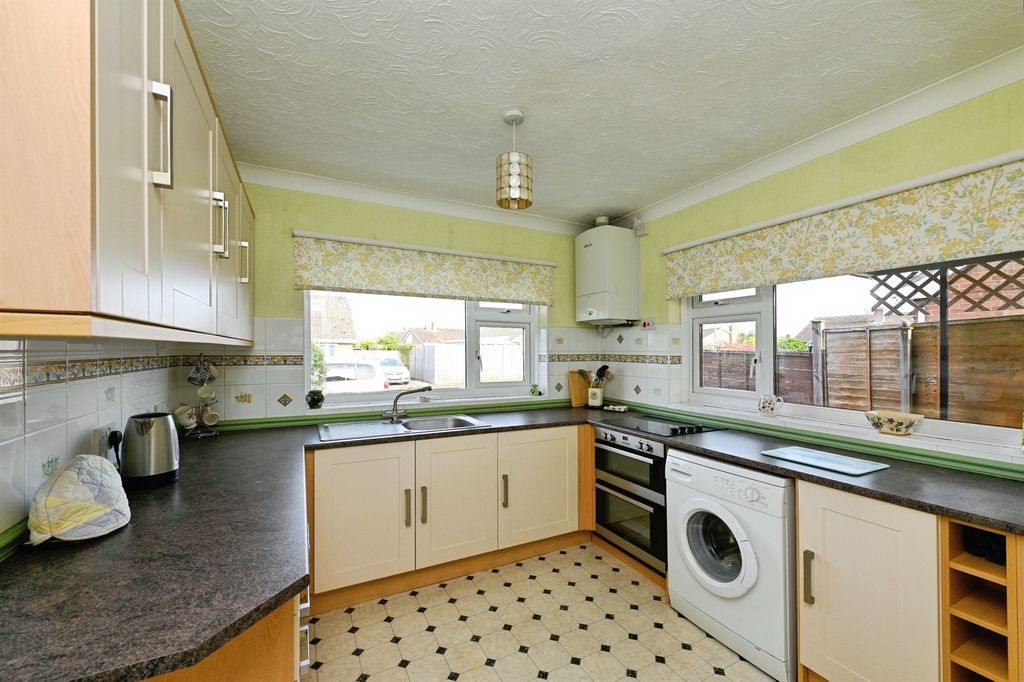 Property photo 3 of 20