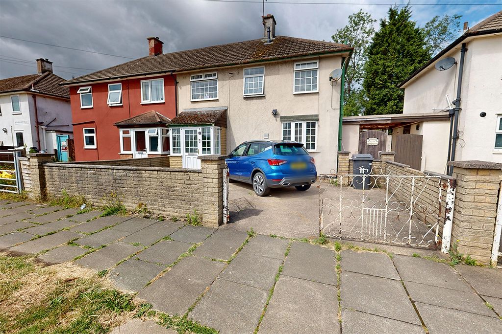Property photo 1 of 35