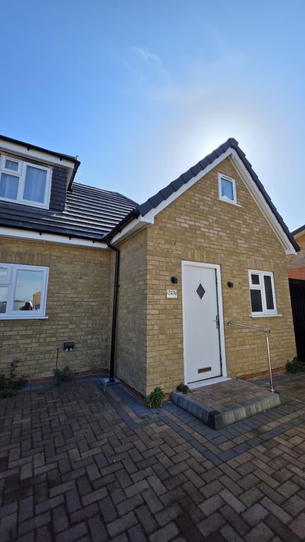 Property photo 2 of 22