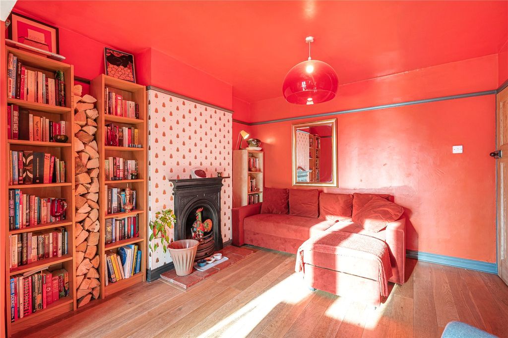 Property photo 3 of 12 Picture No. 08