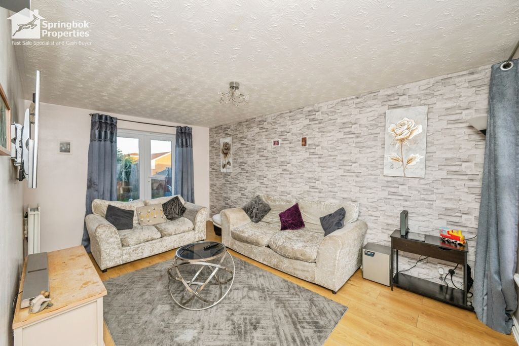 Property photo 3 of 16 Image 1