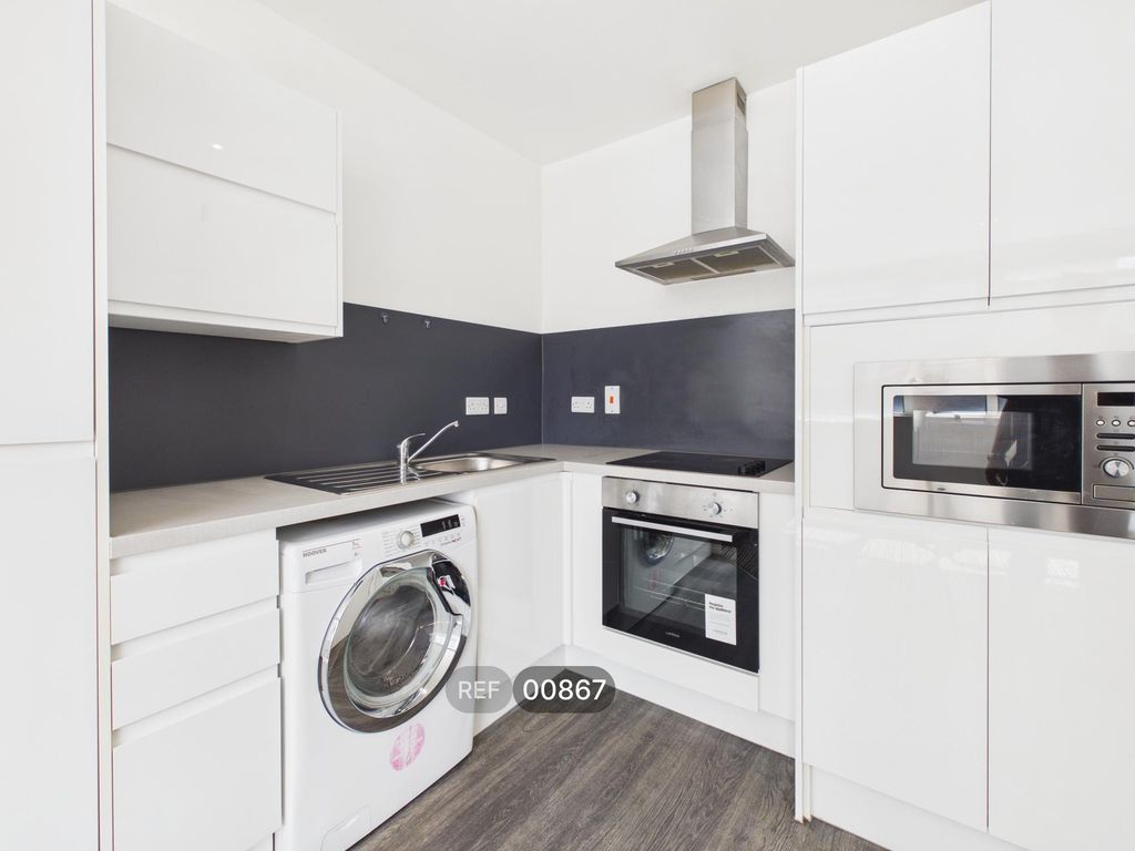 Property photo 1 of 16 Kitchen/Living Area