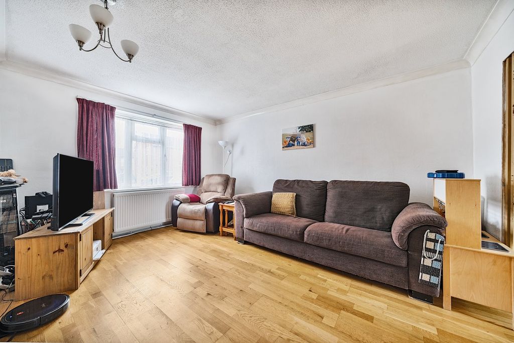 Property photo 3 of 14