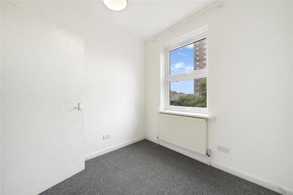Property photo 2 of 14 Picture No. 03