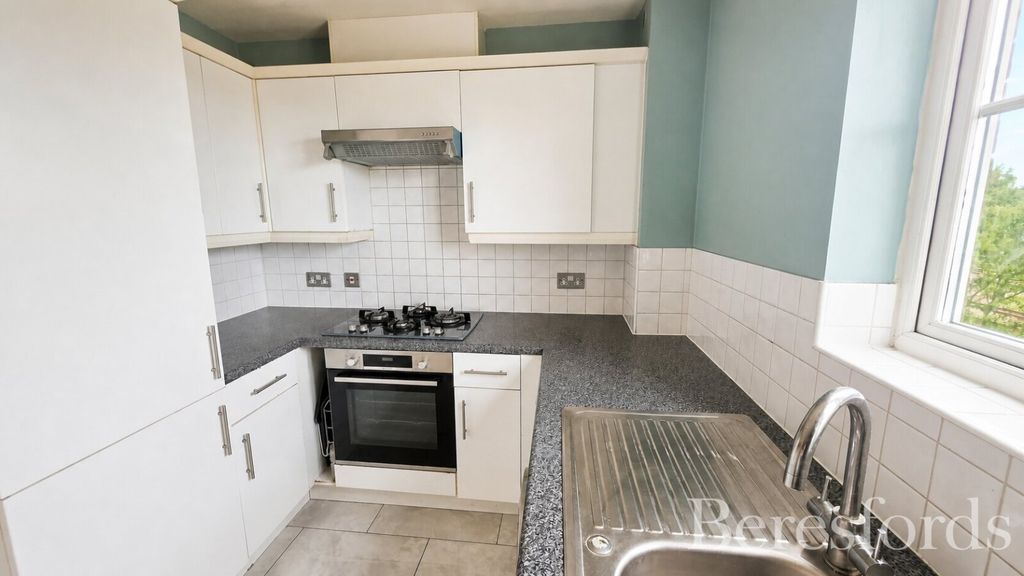 Property photo 3 of 10 Picture No. 03