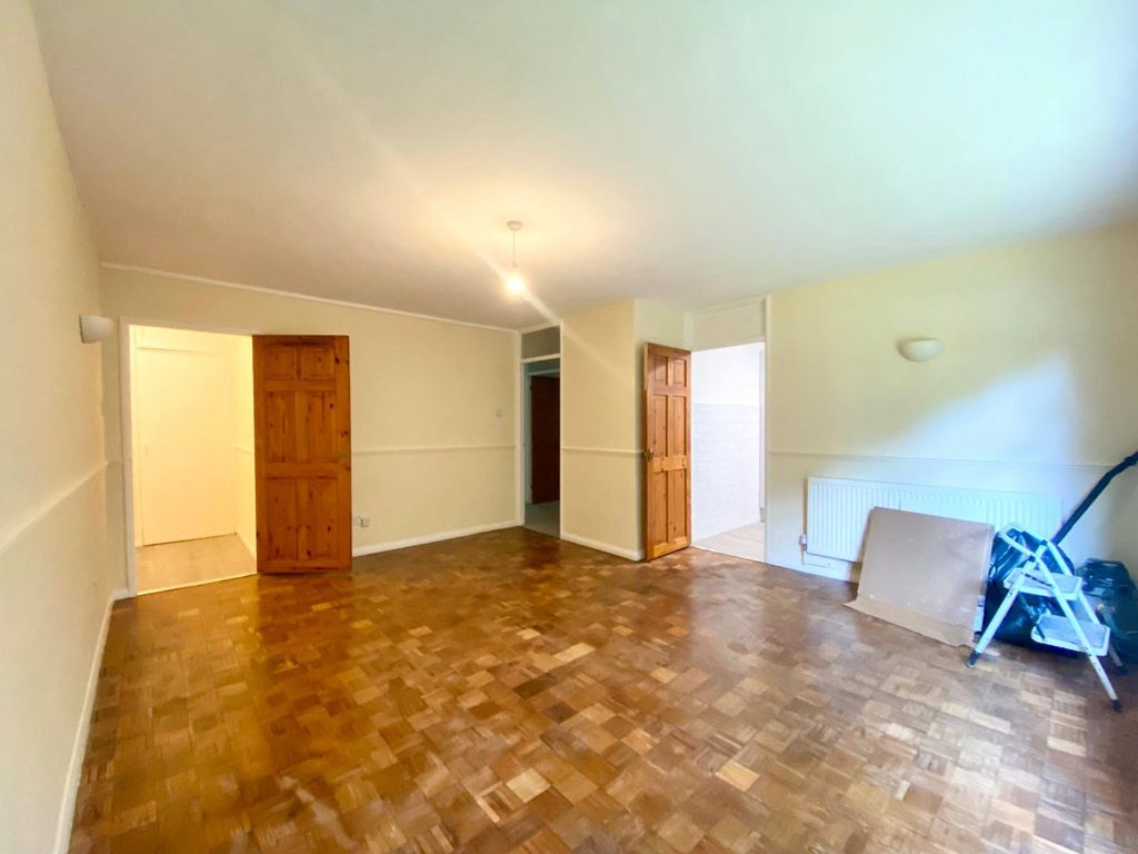 Property photo 2 of 7 Picture No. 07