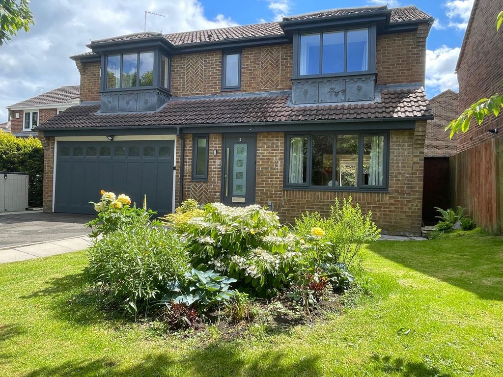 Property photo 1 of 27