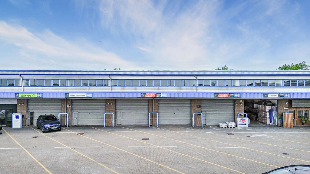 Property photo 1 of 8