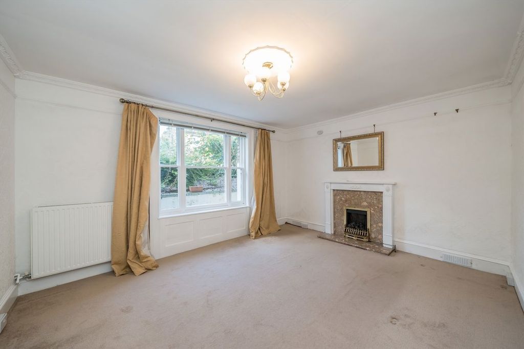 Property photo 2 of 4