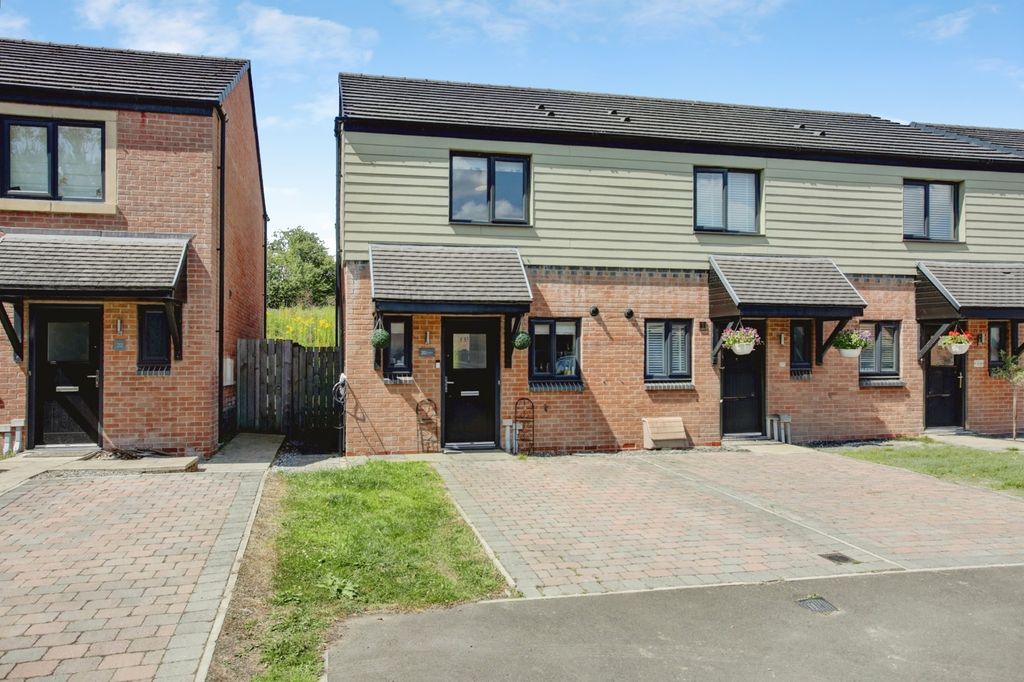 Property photo 1 of 11 Pbox-Img.Jpg