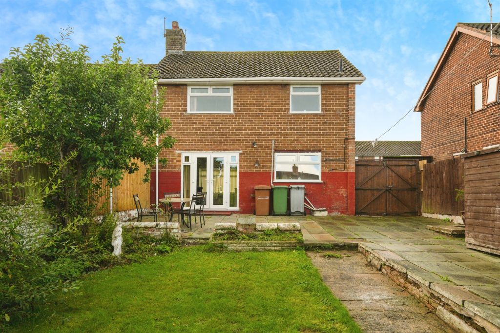 Property photo 3 of 13