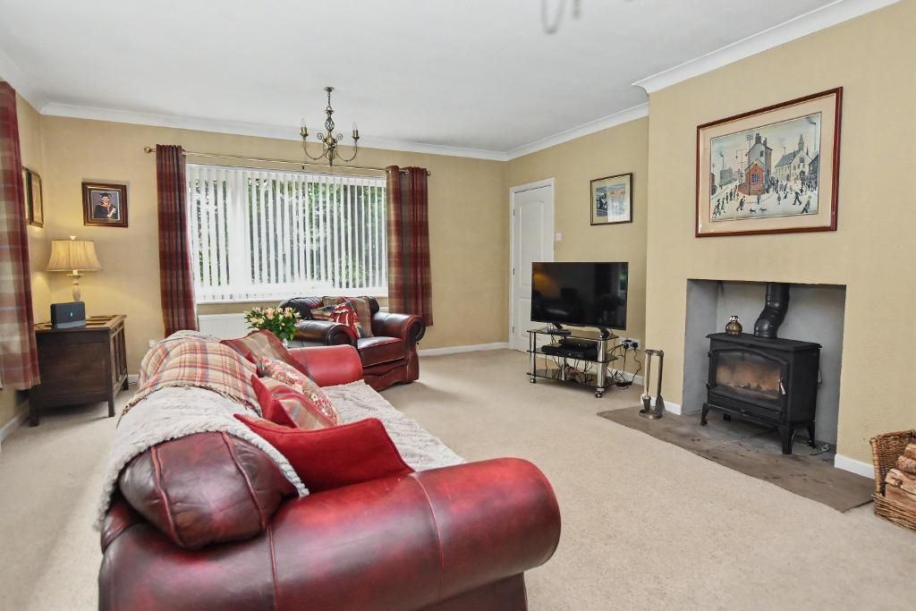 Property photo 3 of 32