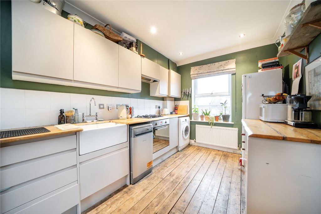 Property photo 2 of 10 Picture No. 09